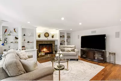 61 Viola Drive, Glen Cove, NY 11542 - Photo 20