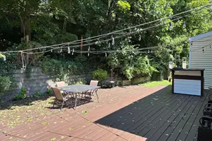 32 Dogwood Dr, Scarsdale, NY 10583 - Photo 2