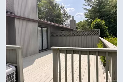 190 Alta Terrace, Jericho, NY 11753 - Photo 14