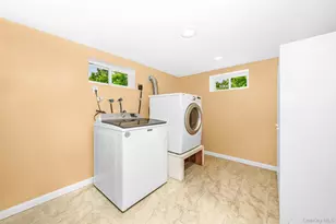 3900 Miller Pl, Levittown, NY 11756 - Photo 30