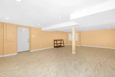 3900 Miller Place, Levittown, NY 11756 - Photo 38