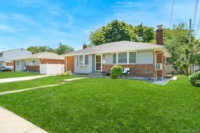 3900 Miller Place, Levittown, NY 11756 - Photo 2