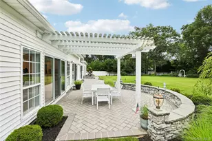 75 Arbor Field Way, Lake Grove, NY 11755 - Photo 28