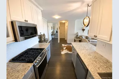 26910 Grand Central Parkway #8F, Floral Park, NY 11005 - Photo 12