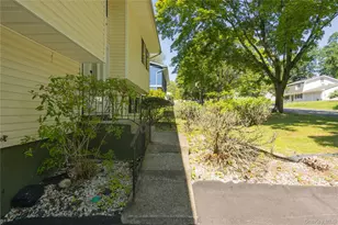 23 Carriage Ln, Spring Valley, NY 10977 - Photo 26