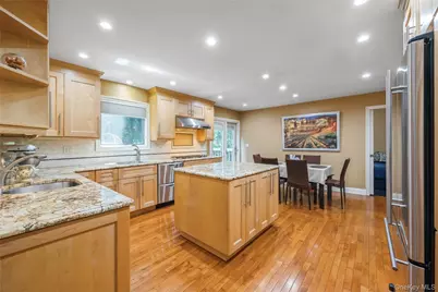 1 Winfield Terrace, Great Neck, NY 11023 - Photo 4