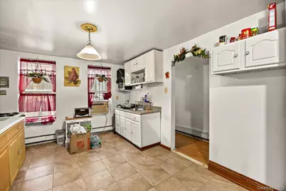 1572 Bergen Street, Brooklyn, NY 11213 - Photo 26