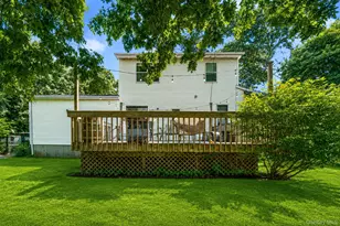 138 Holiday Blvd, Center Moriches, NY 11934 - Photo 34
