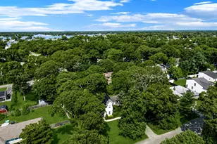 138 Holiday Blvd, Center Moriches, NY 11934 - Photo 2