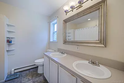 138 Holiday Boulevard, Center Moriches, NY 11934 - Photo 26