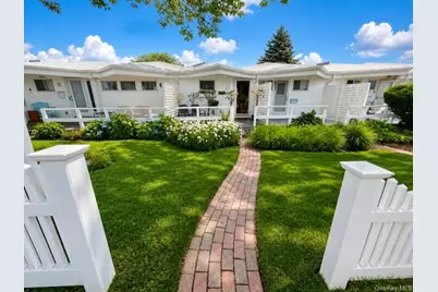 35 Library Avenue #8 R, Westhampton Beach, NY 11978 - Photo 1