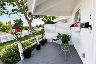 35 Library Ave, Westhampton Beach, NY 11978 - Photo 4
