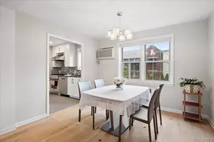 7 Chateaux Cir, Scarsdale, NY 10583 - Photo 10
