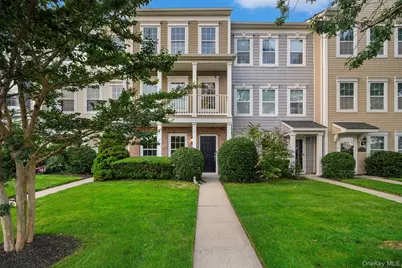 14 Maler Lane, Patchogue, NY 11772 - Photo 2