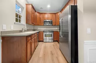 14 Maler Ln, Patchogue, NY 11772 - Photo 6