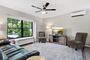 20 Lynbrook Dr, Sound Beach, NY 11789 - Photo 8