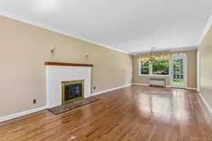 93 Transverse Rd, Garden City, NY 11530 - Photo 6