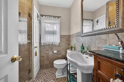 207 Clunie Avenue, Yonkers, NY 10703 - Photo 10