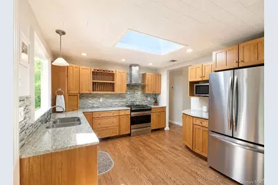201 Miller Place Road, Miller Place, NY 11764 - Photo 6