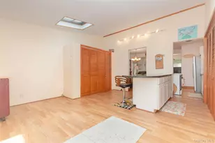 2036 Hobart Ave, Bronx, NY 10461 - Photo 6