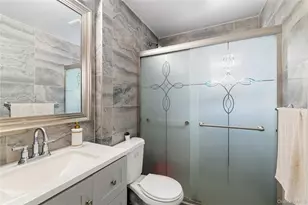 92 W 21st St, Deer Park, NY 11729 - Photo 16