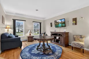 43 Greenwich Ave, Central Valley, NY 10917 - Photo 10