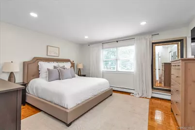 583 N Erie Avenue, Lindenhurst, NY 11757 - Photo 14