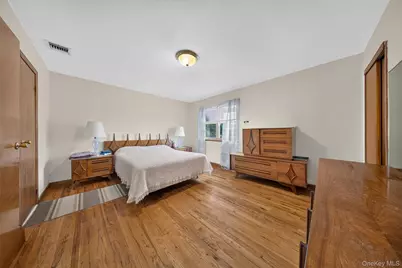 138-61 63rd Avenue, Flushing, NY 11367 - Photo 12