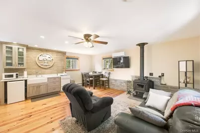 96 Treetops Trail, Bloomingburg, NY 12721 - Photo 4