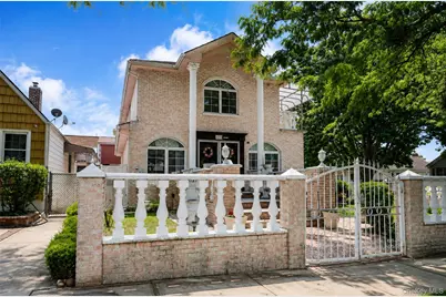 265-04 79th Avenue, Glen Oaks, NY 11004 - Photo 4
