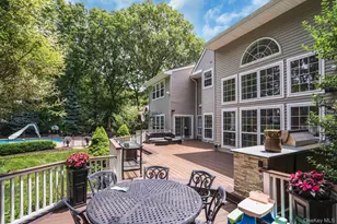 7 Dorm Ct, East Setauket, NY 11733 - Photo 42