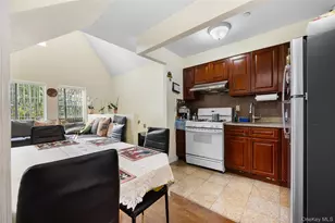 58-11 183rd St, Fresh Meadows, NY 11365 - Photo 6