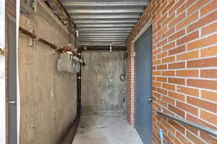58-11 183rd St, Fresh Meadows, NY 11365 - Photo 42