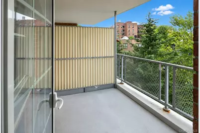 636 N Terrace Avenue #3-E, Mount Vernon, NY 10552 - Photo 6