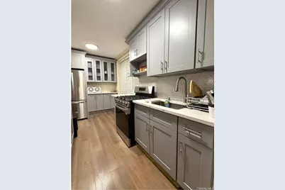7261 Shore Road #1R, Brooklyn, NY 11209 - Photo 16
