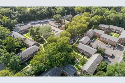 74 Edwards Street #2B, Roslyn Heights, NY 11577 - Photo 18