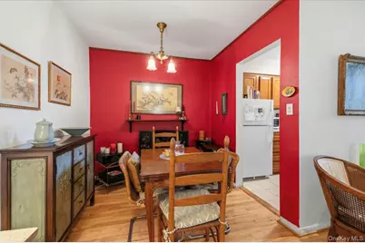 74 Edwards Street #2B, Roslyn Heights, NY 11577 - Photo 6