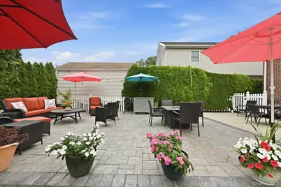 166 Beech Street, Floral Park, NY 11001 - Photo 28