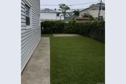 29 Julian Place, Island Park, NY 11558 - Photo 2