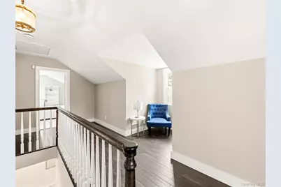 278 Stewart Avenue, Garden City, NY 11530 - Photo 24