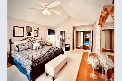 149 Windward Court S, Port Jefferson, NY 11777 - Photo 16