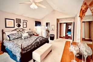 149 Windward Ct S, Port Jefferson, NY 11777 - Photo 16