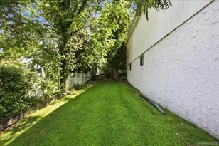 23 Greenville Rd, Scarsdale, NY 10583 - Photo 30