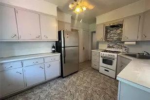 104-29 37th Dr, Corona, NY 11368 - Photo 16