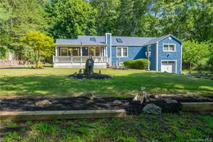 5 Cedar Grove Terrace, Middle Island, NY 11953 - Photo 2