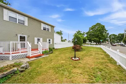 14 Nevada Road, West Babylon, NY 11704 - Photo 16
