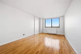 2 Bay Club Dr, Bayside, NY 11360 - Photo 14