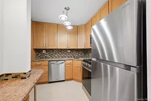 2 Bay Club Dr, Bayside, NY 11360 - Photo 10