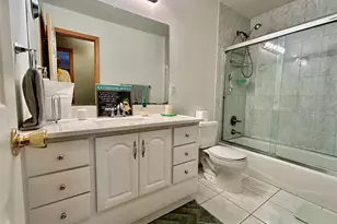 19 Sandpiper Ln, Coram, NY 11727 - Photo 14