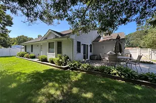 19 Sandpiper Ln, Coram, NY 11727 - Photo 20